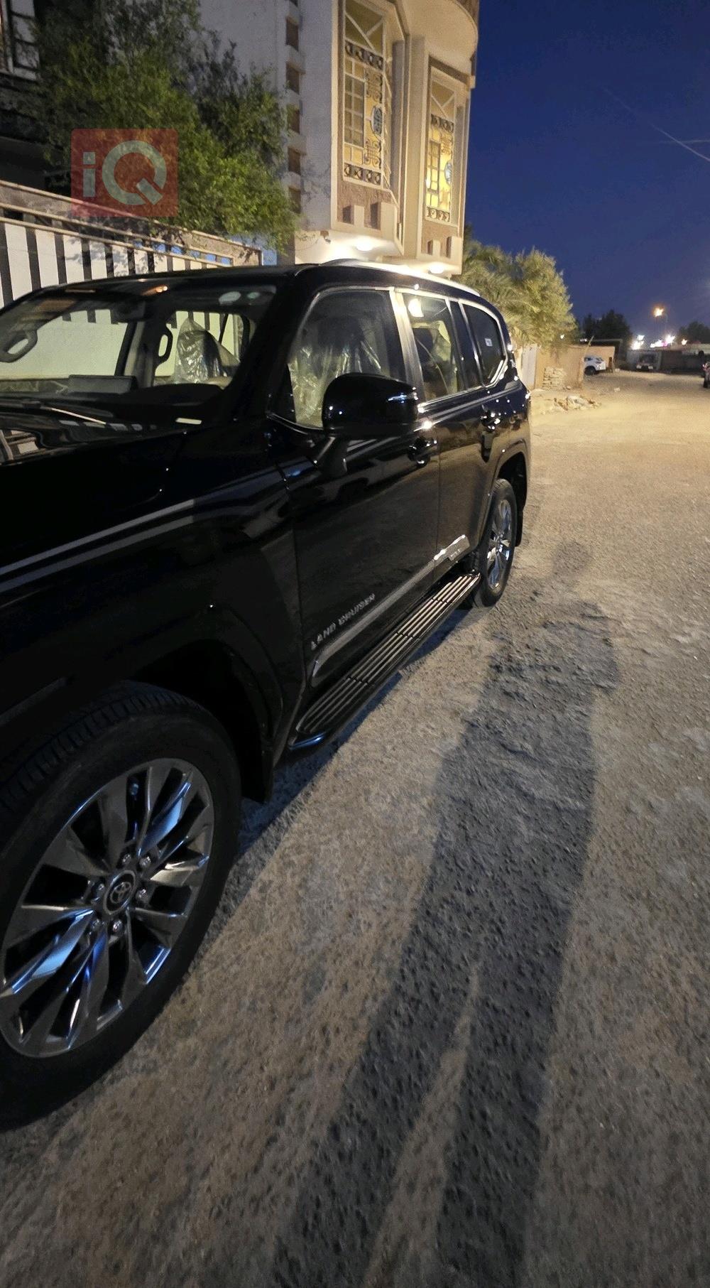 تويوتا لاندكروزر